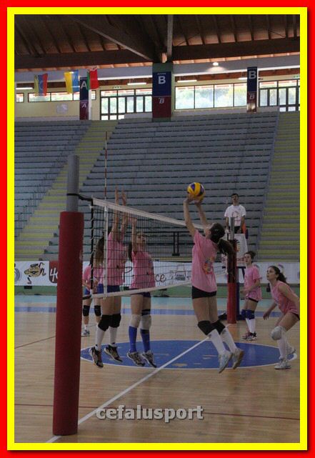 140501 volley1 212_tn.jpg